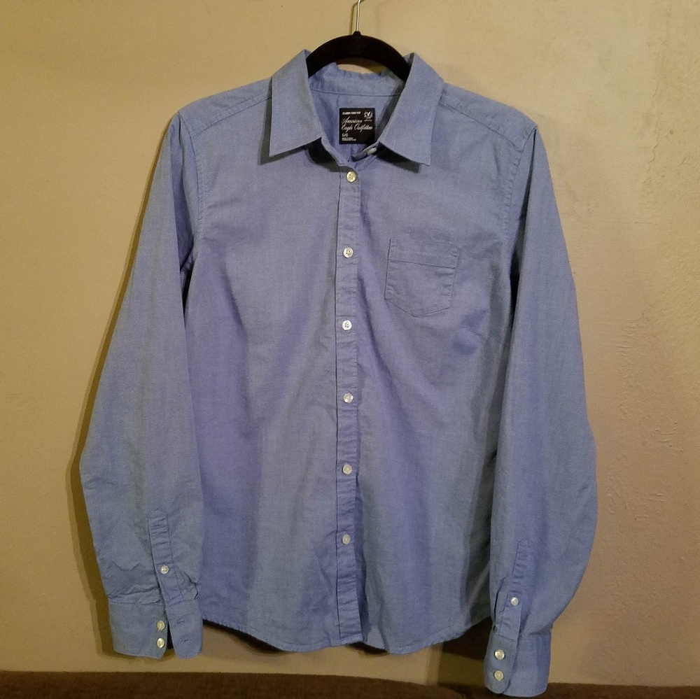 AMERICAN EAGLE OUTFITTERS Women’s L Chambray Top